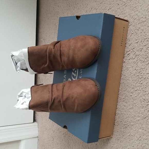 NWB G.H. Bass & Co. Chestnut Ruched Erica Ankle Boot - Picture 1 of 11